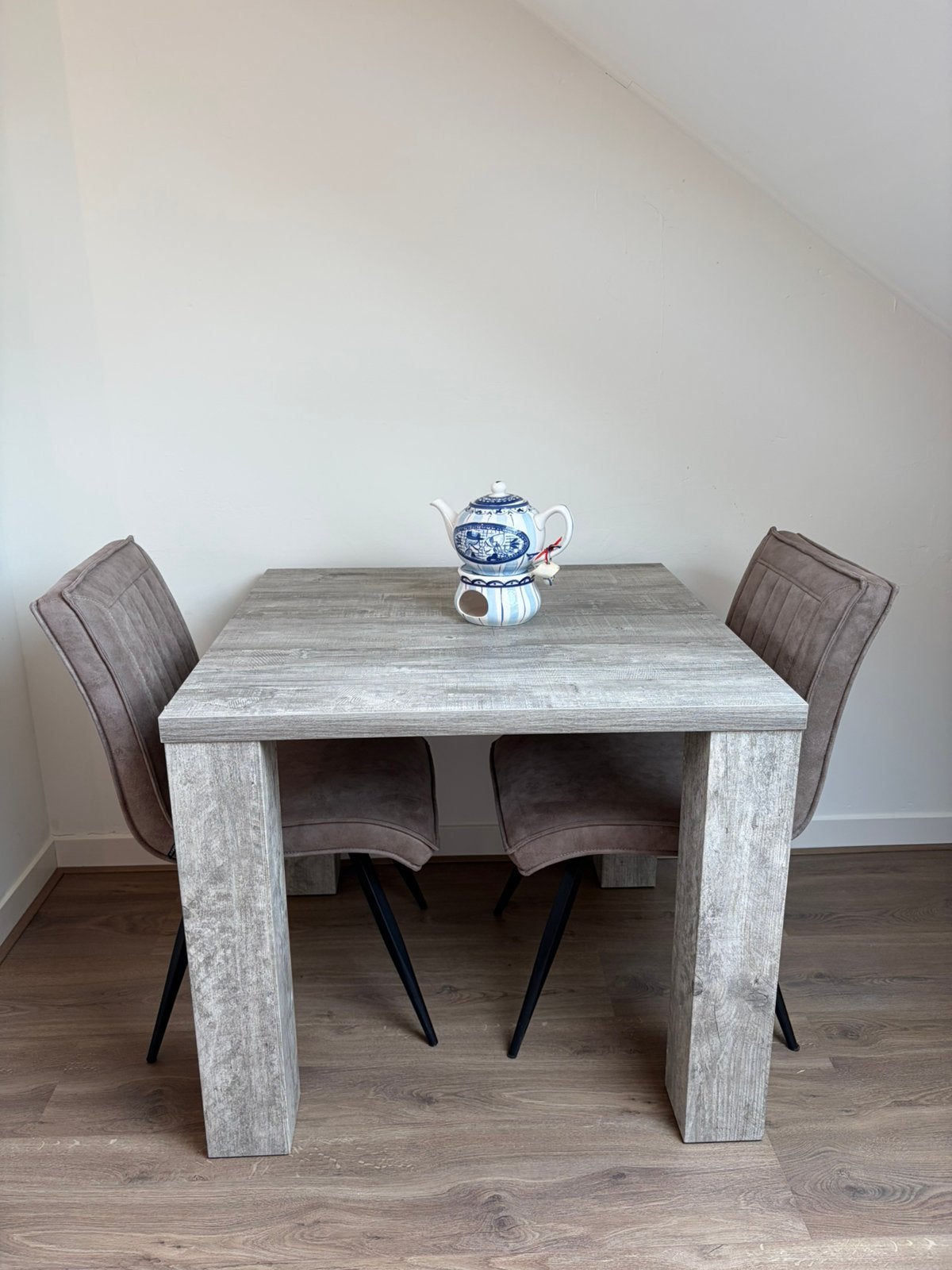 Nette eethoek, Ophalen, Zo goed als nieuw, Minder dan 4 stoelen