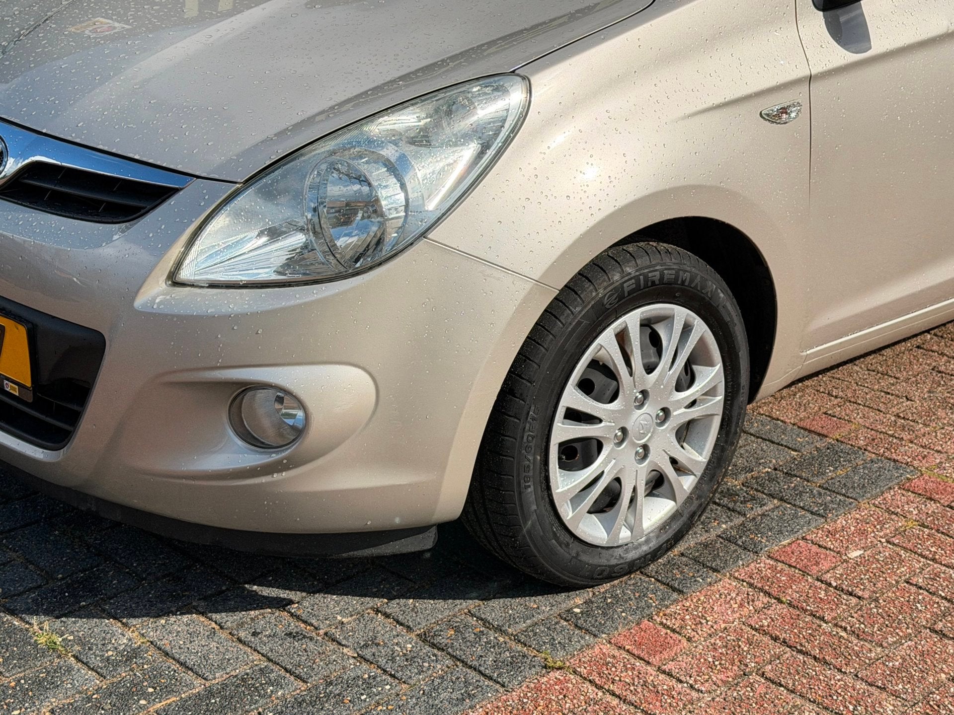 Hyundai I20 1.2i DynamicVersion Airco|Elektr Pak|Nieuwe APK, Auto's, Gebruikt, 31 €/maand, 4 cilinders, Origineel Nederlands