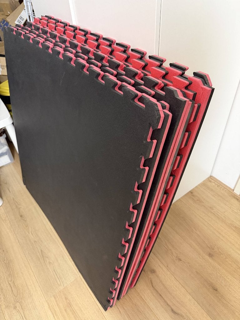 8m2 Puzzelmatten Vechtsport / Fitness 100x100cm | 2,5 cm dik, Ophalen, Zo goed als nieuw, Fitnessmat
