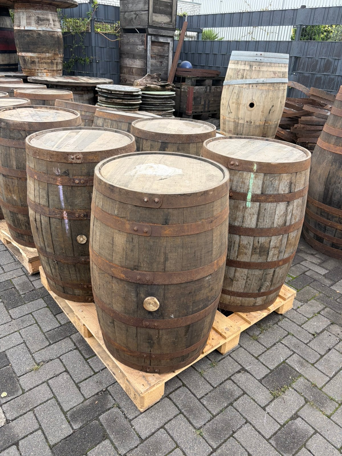 Whisky en wijnvaten in diverse maten, Tuin en Terras, 150 liter of meer, Ophalen, Gebruikt, Hout