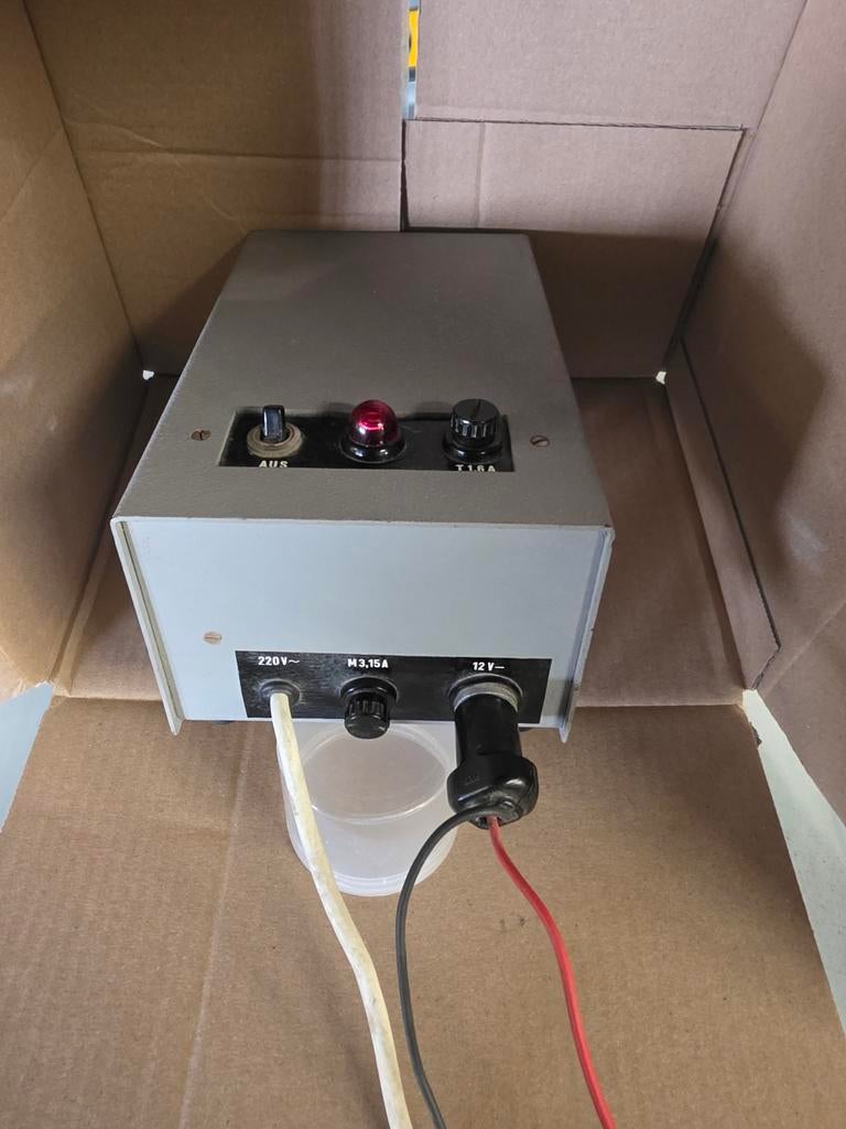 Lohrmann KG Hannover netspanning naar 12V transformator, Ophalen
