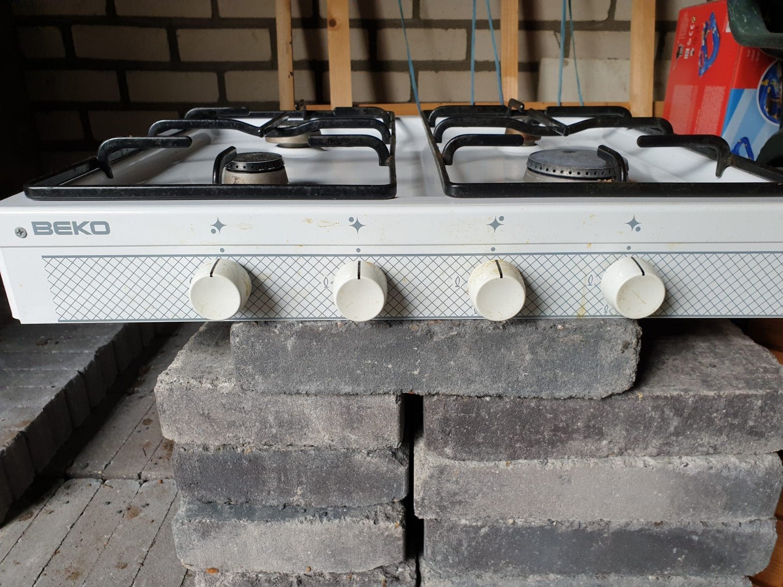 Beko gasfornuis met 4 kookzones, Ophalen, Gebruikt, 4 kookzones, Gas