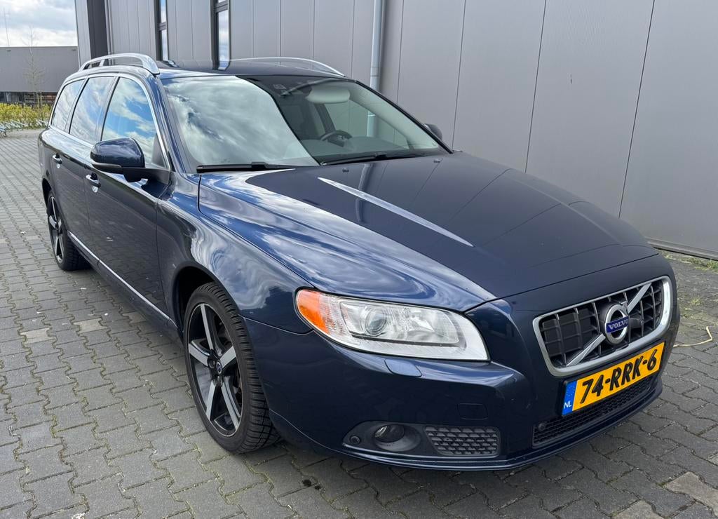 Volvo V70 T4 MOTOR 166.000 KM / Vol Opties incl standkachel, Auto's, 1596 cc, Zwart, 4 cilinders, USB