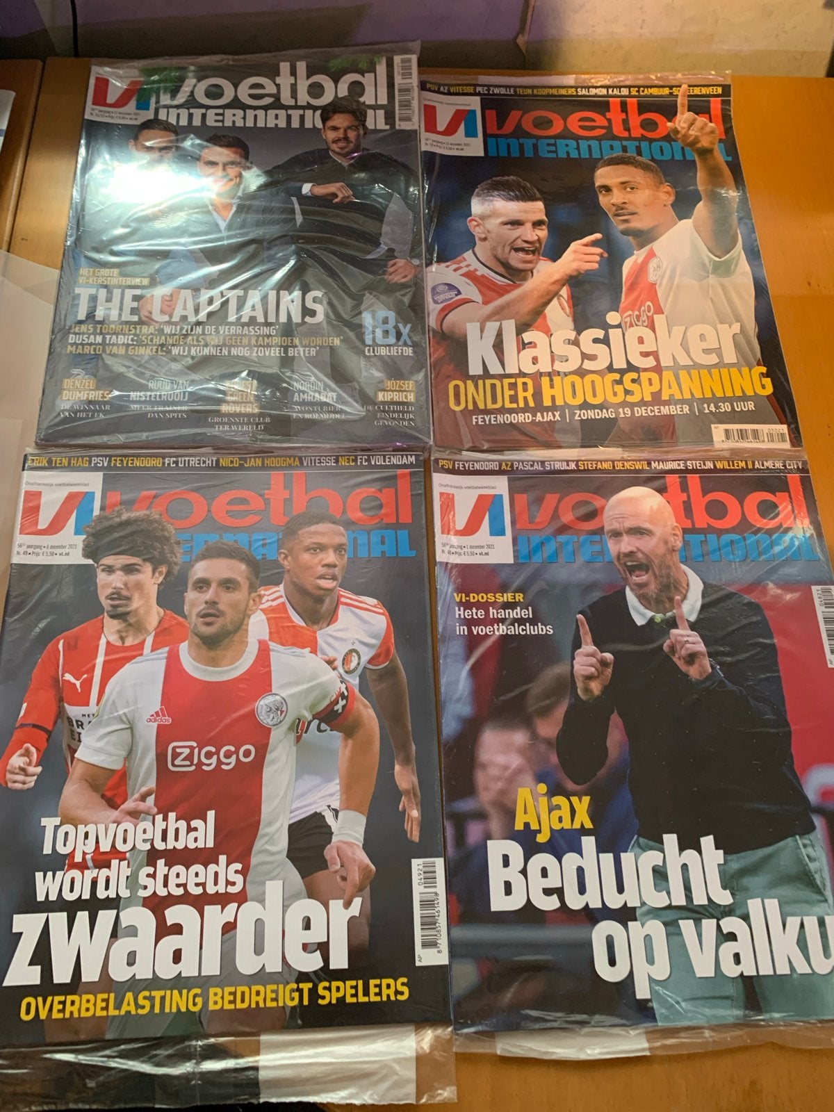 Voetbal International 2022 23 stuks nieuw in folie, Ophalen of Verzenden, Zo goed als nieuw