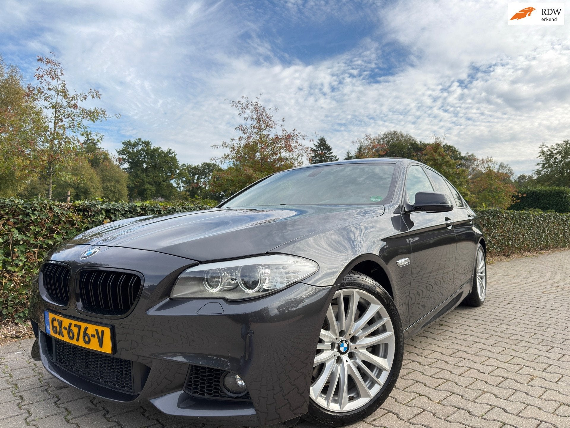 BMW 5-serie 550i High Executive , M Pakket , Clima / Cruise, Euro 5, Gebruikt, 8 cilinders, Elektrische ramen