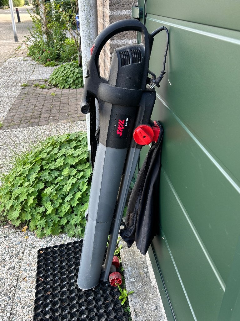 bladblazer met zuig- en versnipperfunctie, Tuin en Terras, Ophalen, Gebruikt, Handgedragen, Skil