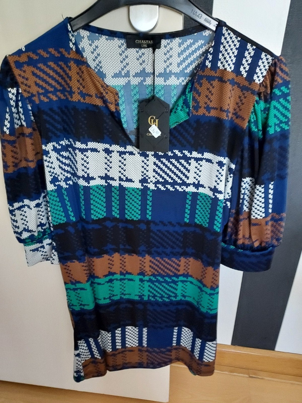 Chastar L/XL  mooie nieuwe top, Kleding | Dames, Meerkleurig, Maat 42/44 (L), Nieuw, Ophalen of Verzenden