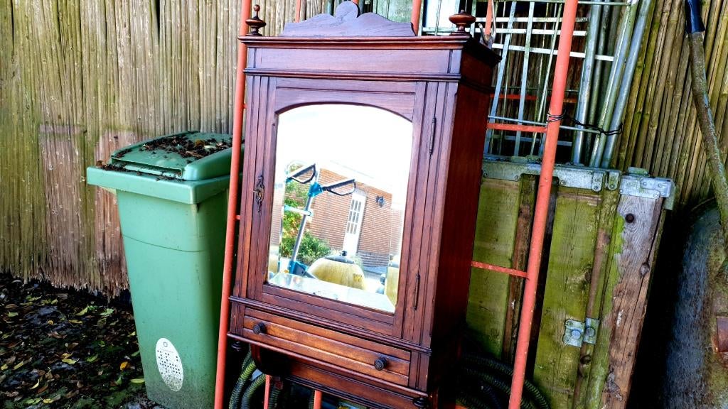Antiek kastje met spiegel eiken hout. De Vraagprijs is 85 Eu, Antiek en Kunst, Antiek | Meubels | Kasten, Ophalen