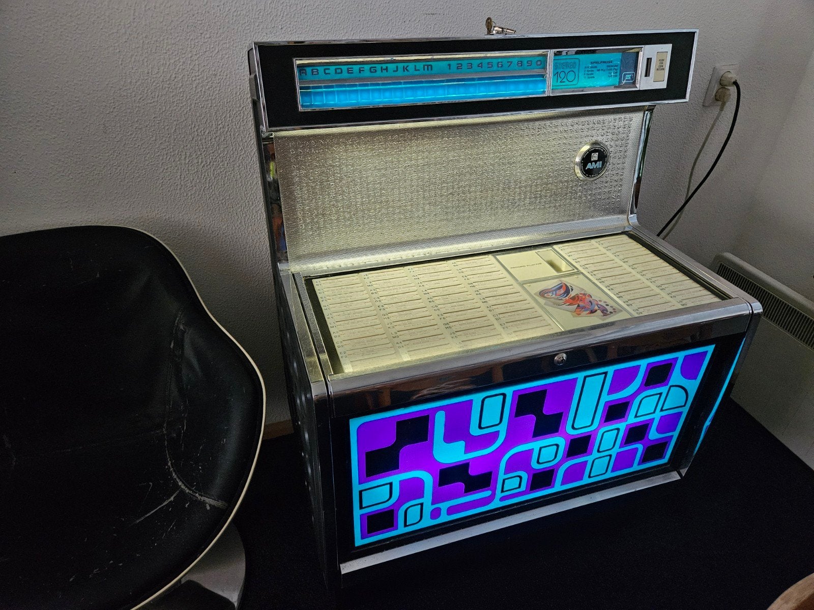 Rowe AMI RI-1 "Heritage" Jukebox - Stereo 120 (1973/1974), Verzamelen, Automaten | Jukeboxen, Ophalen, Gebruikt, 1960 tot 1970