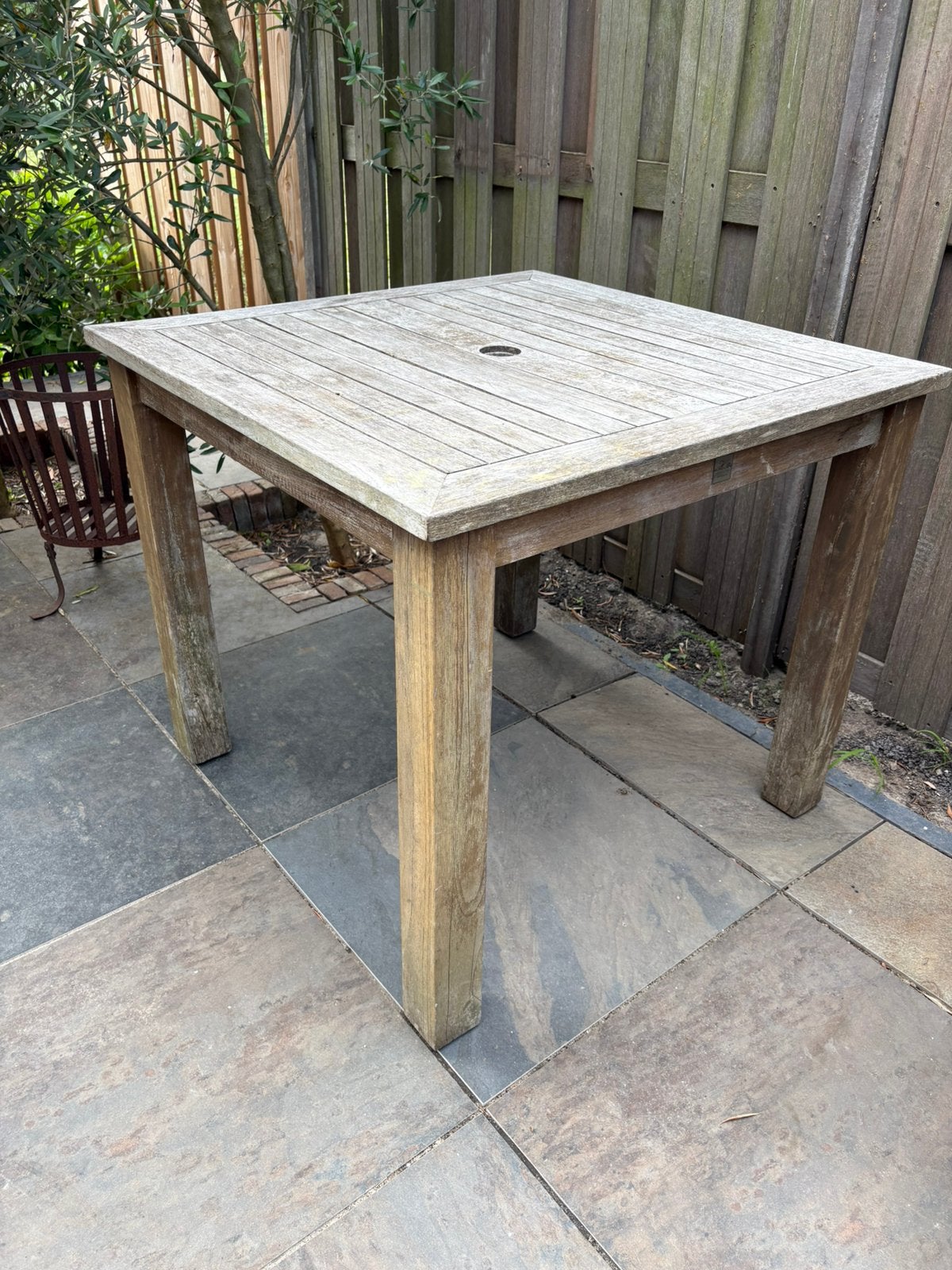 Teak tuintafel Hamilton Bay 90x90, Tuin en Terras, Tuintafels, Ophalen, Zo goed als nieuw, Rechthoekig, Teakhout