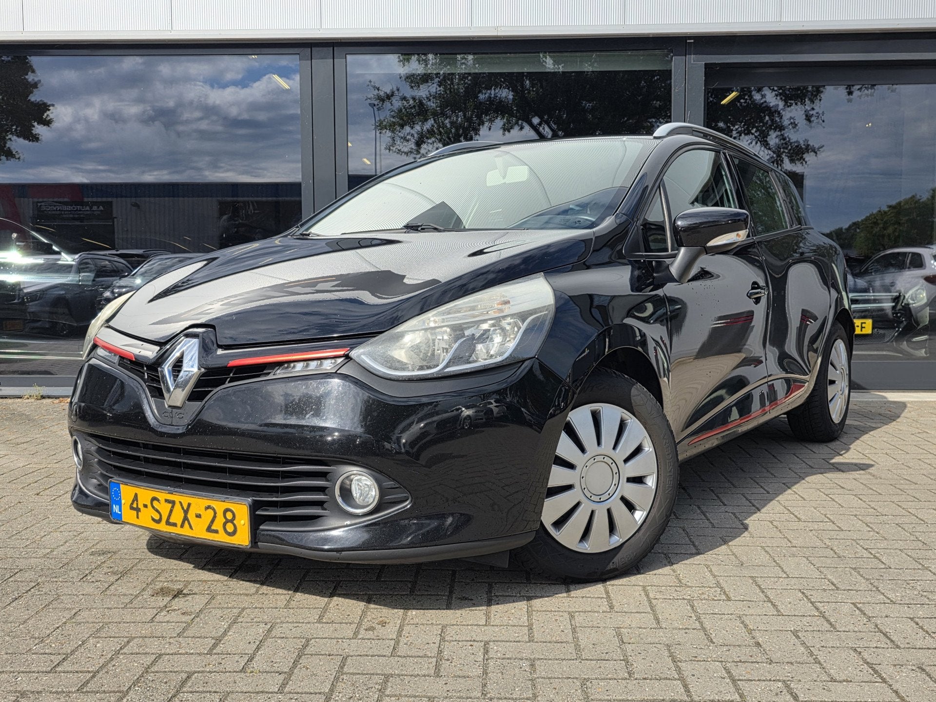 Renault Clio Estate 1.5 dCi ECO Dynamique + CRUISE + BASS RE, Voorwielaandrijving, Euro 5, Stof, Gebruikt