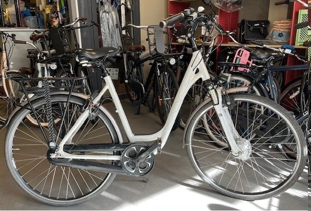 28 inch 54cm Multi cycle E-bike 8 naaf versnelling zonder ac, Ophalen of Verzenden, Zo goed als nieuw