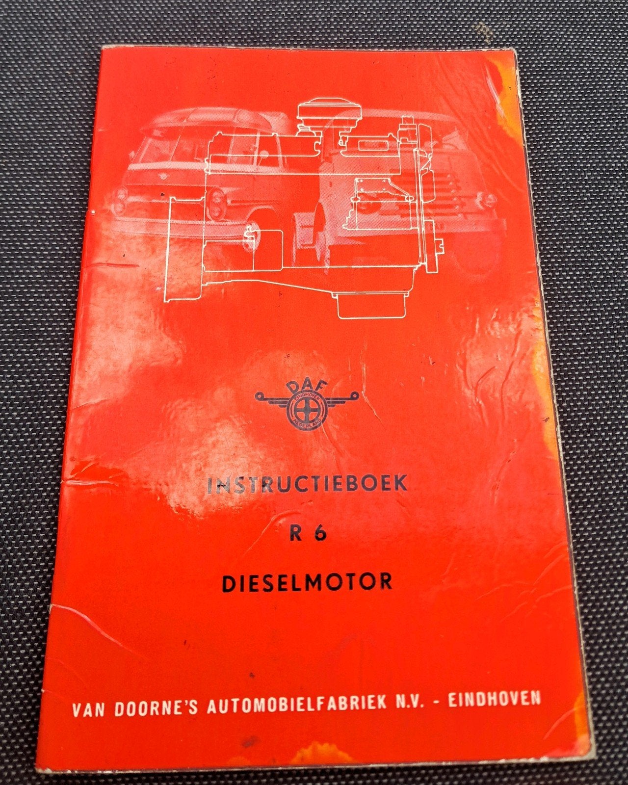 DAF Vrachtauto Dieselmotor R6 Instructieboek, Boeken, Ophalen of Verzenden, Gelezen, Overige merken, Van Doorne's Automobielfabriek N.V.