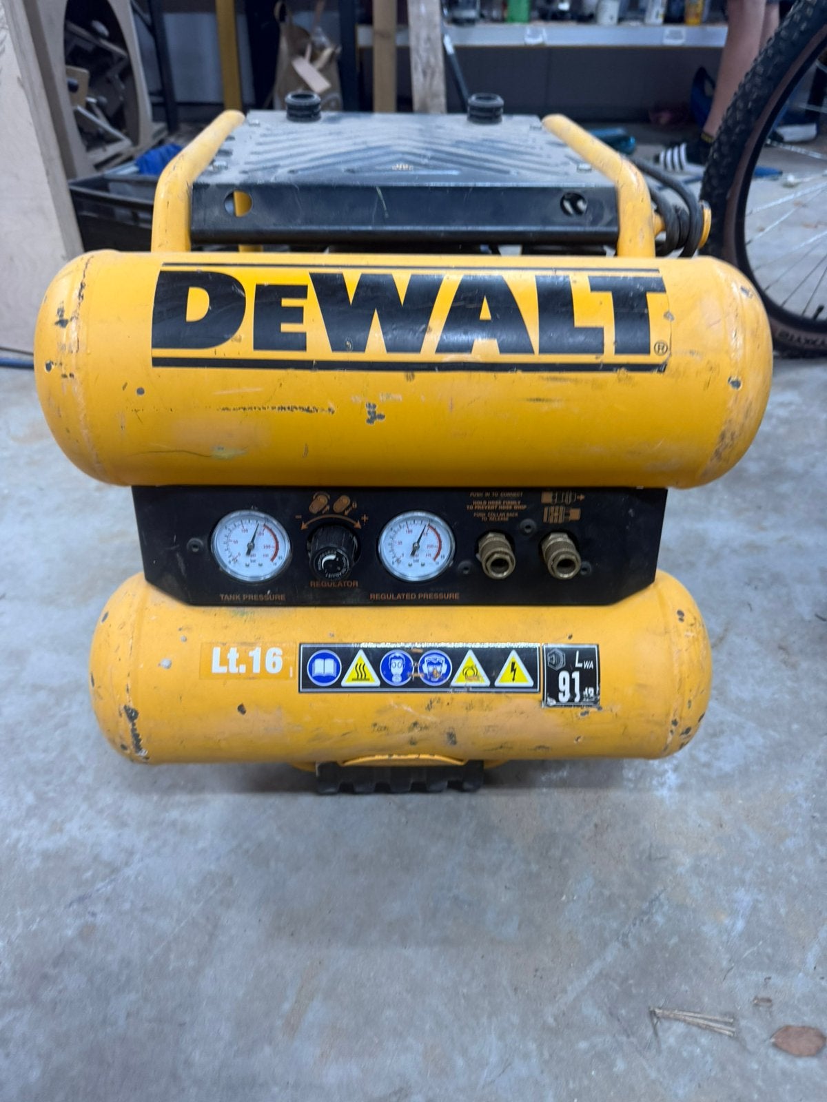 Dewalt compressor