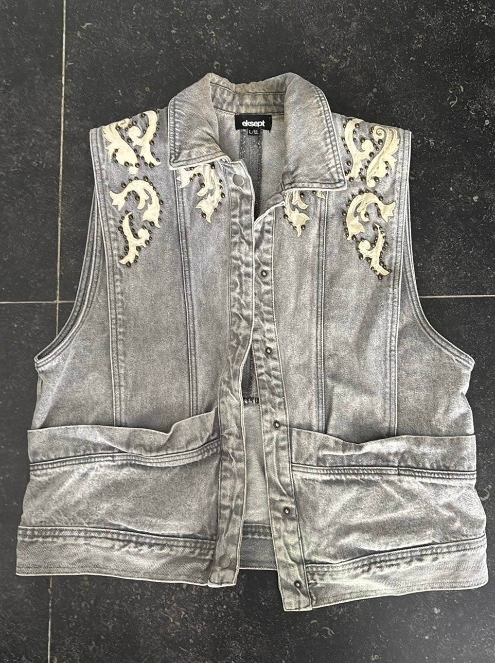 Spijker gilet Shoeby L/XL, Kleding | Dames, Bodywarmers, Ophalen of Verzenden, Gedragen, Maat 42/44 (L), Grijs