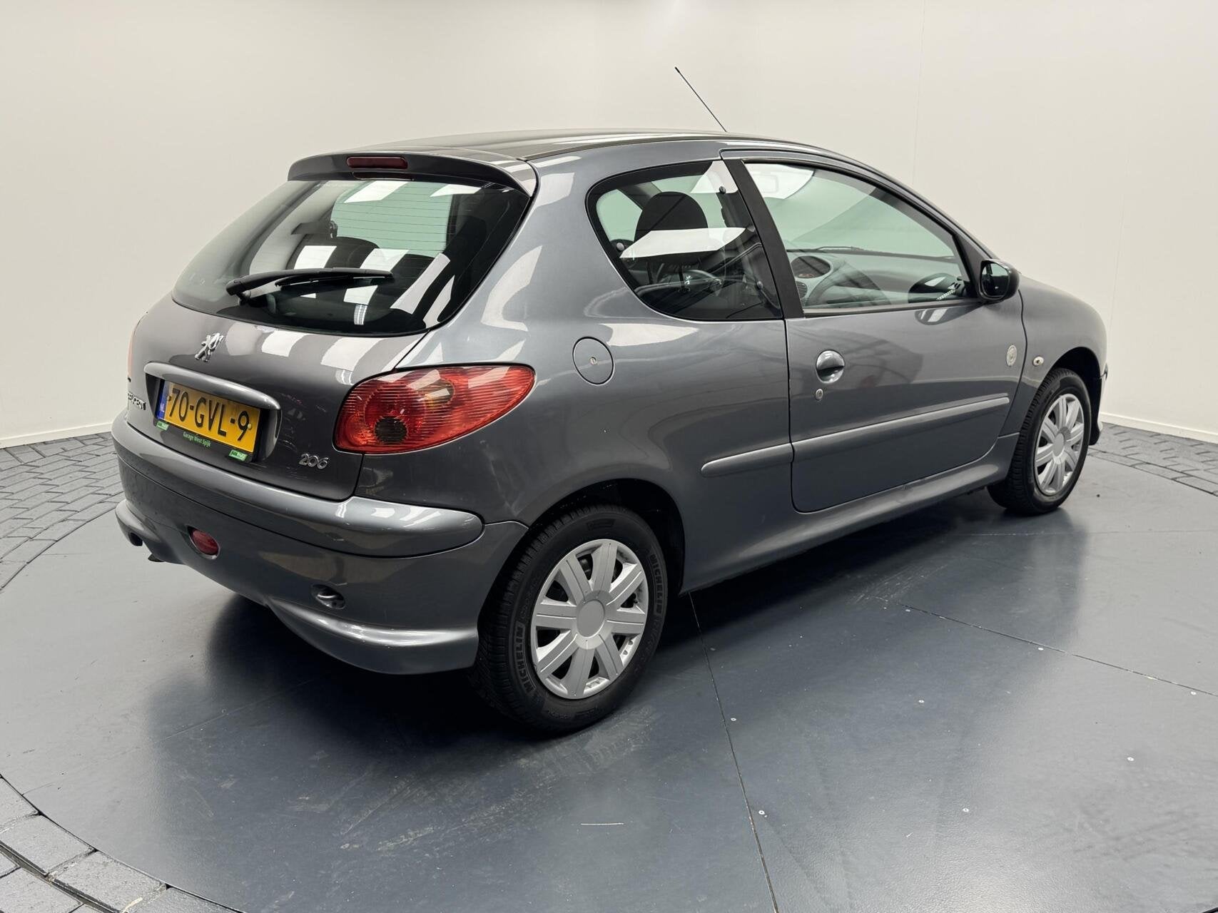 Peugeot 206 1.4i Génération, Auto's, Peugeot, Voorwielaandrijving, Stof, 4 cilinders, Met garantie (alle)