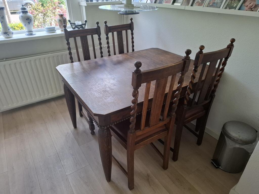 4 antieke stoelen + tafel met leren zitting, Ophalen of Verzenden, Zo goed als nieuw