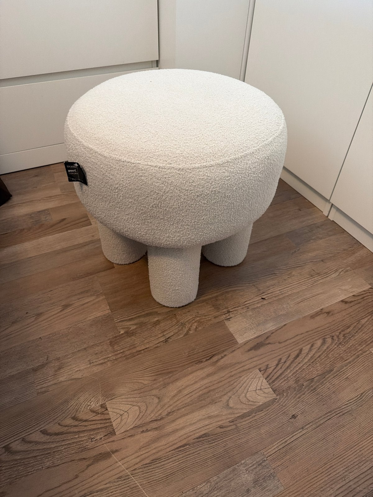 Witte teddy poefje - Blokker Luxury, Ophalen, Minder dan 50 cm, Rond, Zo goed als nieuw