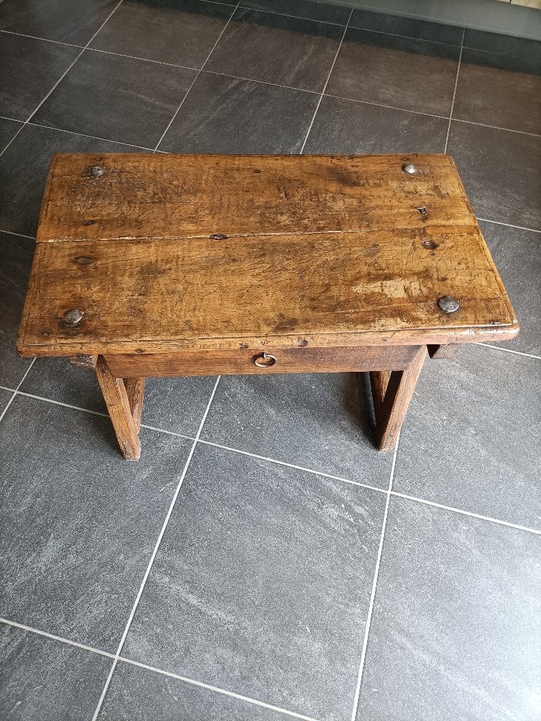 Spaanse tekentafel, Ophalen