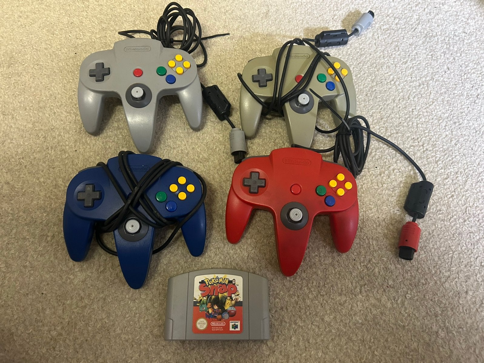 Nintendo 64 overige!, Spelcomputers en Games, Spelcomputers | Nintendo 64, Ophalen of Verzenden, Zo goed als nieuw, Met 2 controllers