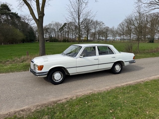 Mercedes-Benz S-klasse 280 S handbak 1972, foto 2