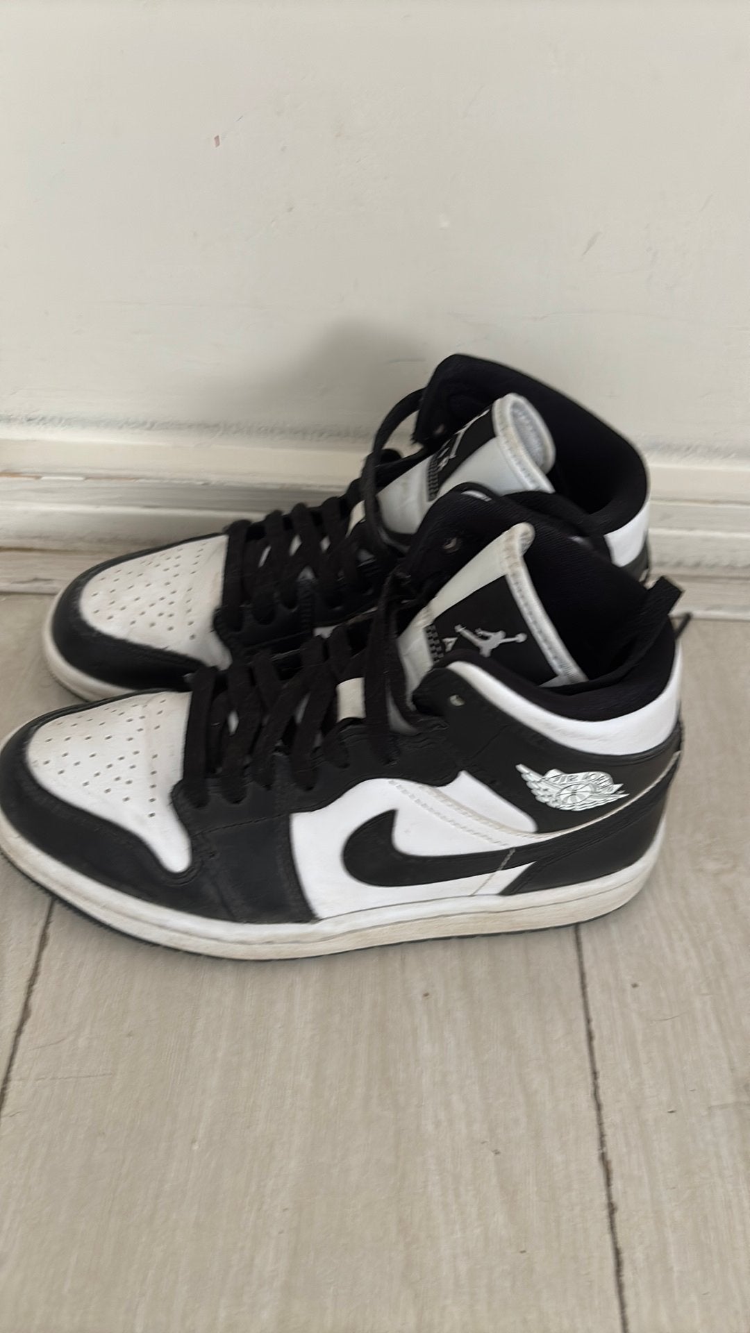 Nike Air Jordan maat 37,5, Ophalen of Verzenden, Zo goed als nieuw, Schoenen