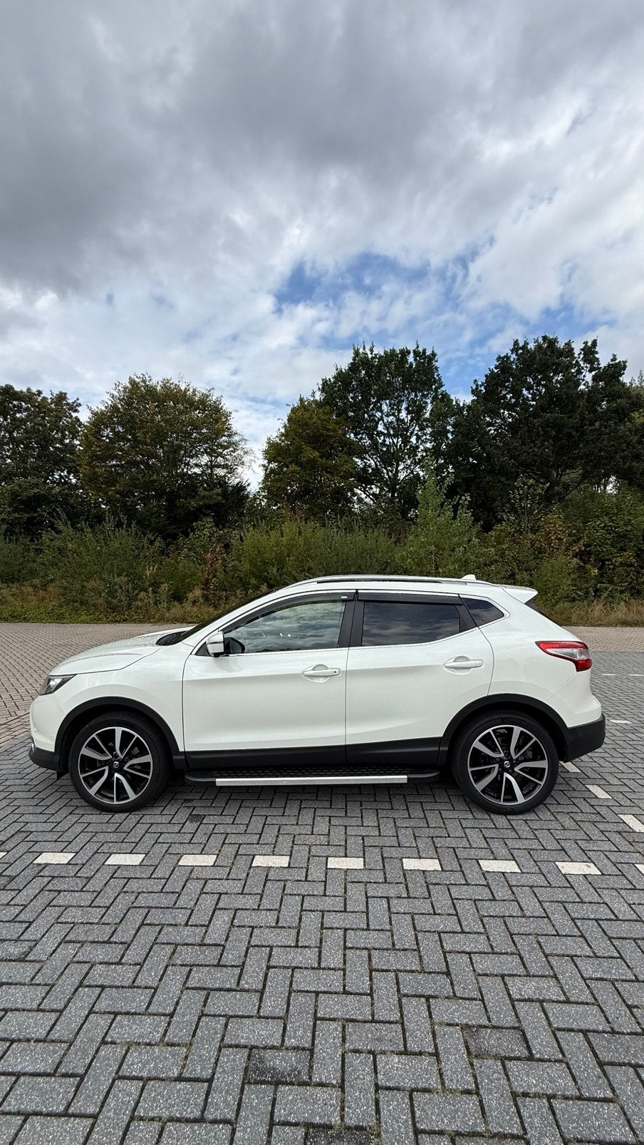 Nissan Qashqai Business 1.5 DCI 81KW 2WD 2016 Wit, Auto's, Voorwielaandrijving, Zwart, 4 cilinders, Wit