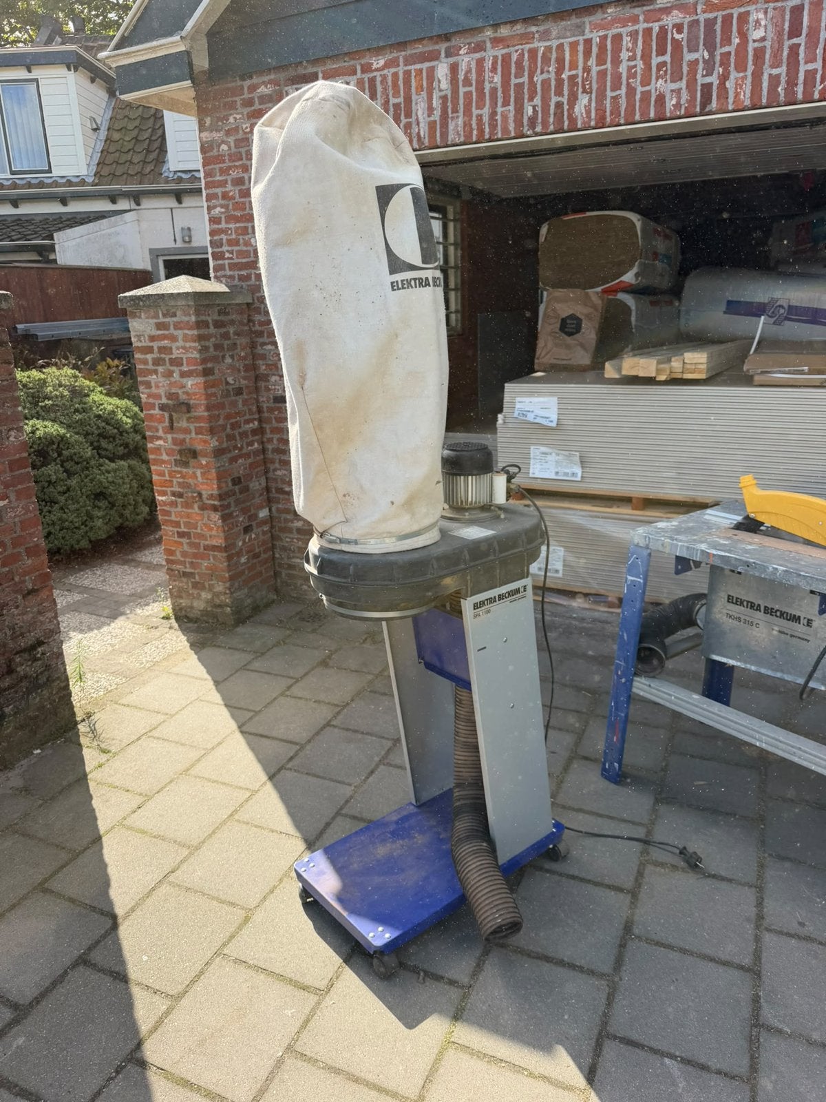 Elektra Beckum SPA 1100 afzuiger, Cirkelzaag en Takel/Lier, Ophalen, Gebruikt