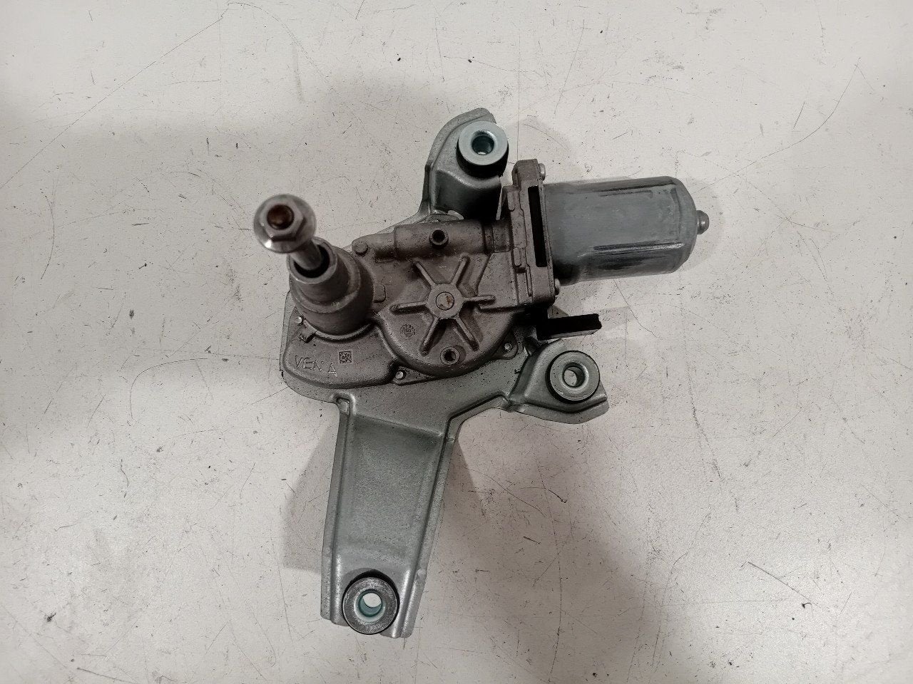 Ruitenwissermotor achter Fiat 500X, Onderdelen@venauto.nl, Van der Ven Autorecycling B.V., Gebruikt, Ettenseweg 76, 4706 PB Roosendaal, The Netherlands
