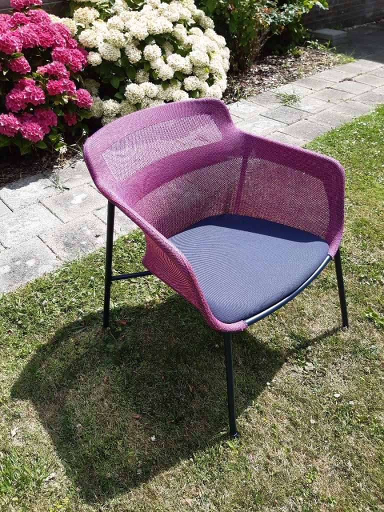 Leuke roze stoel met zwarte poten, Ophalen, Gebruikt, Eén, Overige kleuren