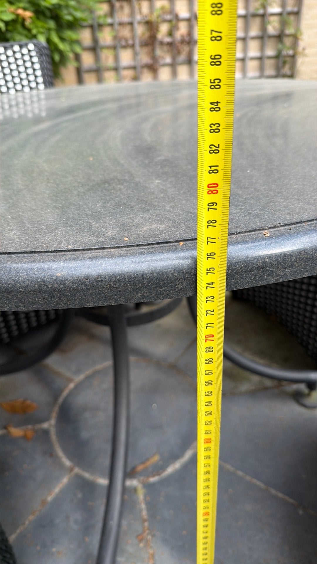 Ronde granieten tuintafel Ø120 cm en 4 Giardotuinstoelen, Ophalen, Gebruikt, Rond, Overige materialen