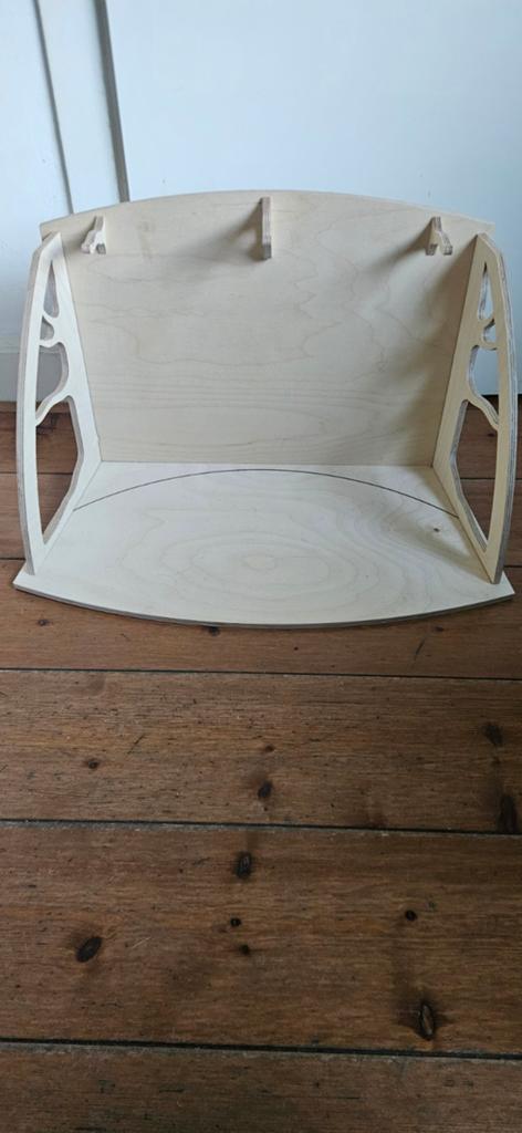 Seizoenstafel Atelier van de Noest, Ophalen, Zo goed als nieuw, Jongen of Meisje