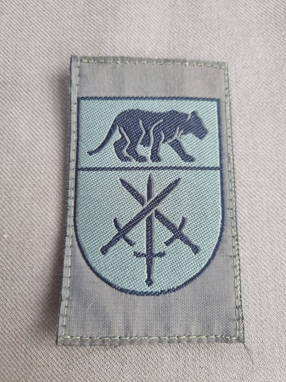 mouwembleem GVT VEVA nr 2, Verzamelen, Militaria | Algemeen, Ophalen of Verzenden, Landmacht, Nederland, Embleem of Badge