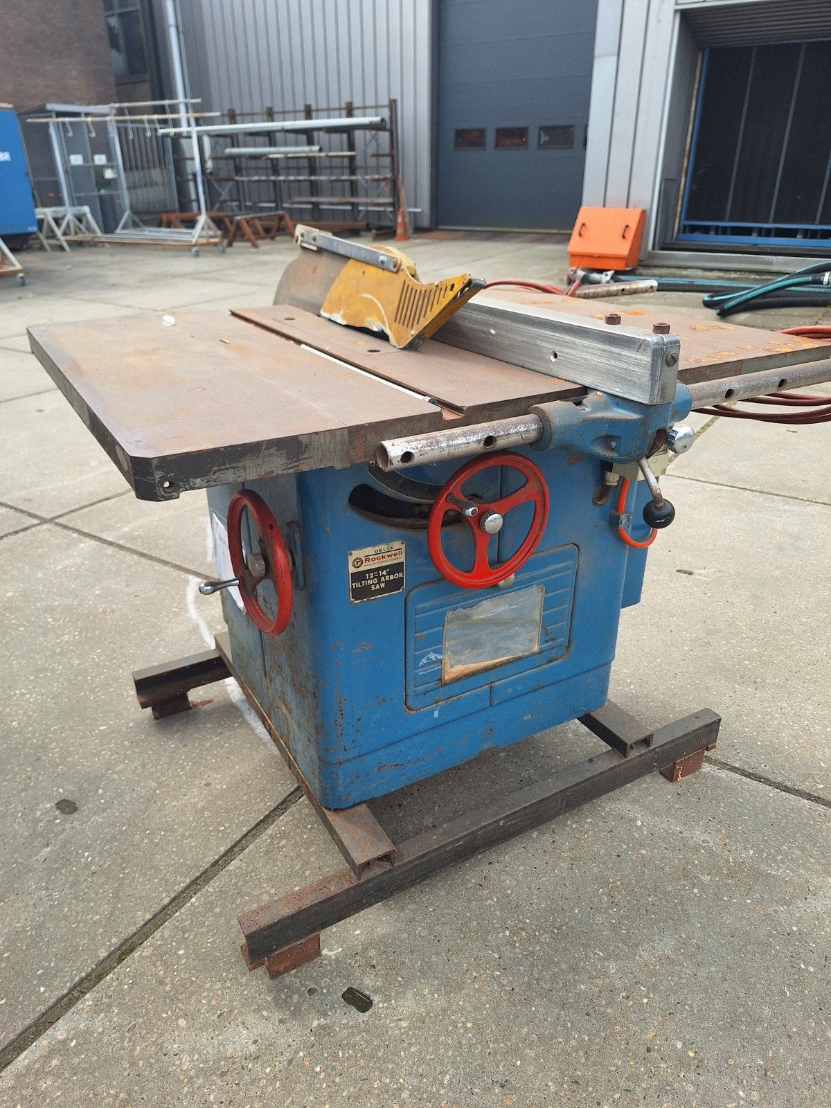 Delta Rockwell 12"-14" Tilting Arbor Saw, Ophalen, Gebruikt, Cirkelzaag, 70 mm of meer