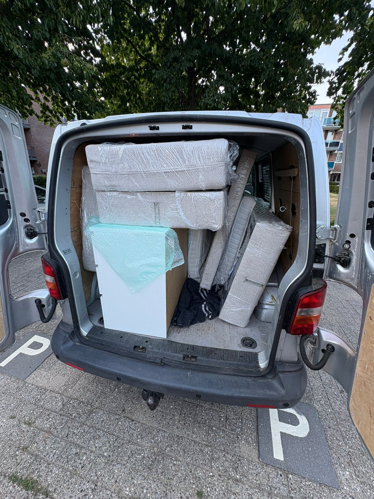HKX Service | Verhuizen, ontruimen, afvoer & sloopwerk, 24-uursservice