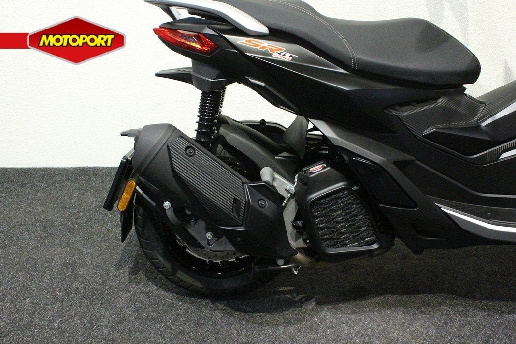 Aprilia SR GT 200 (bj 2024), Scooter, Minervum 7272
4817 ZM  Breda, Gebruikt, Bedrijf