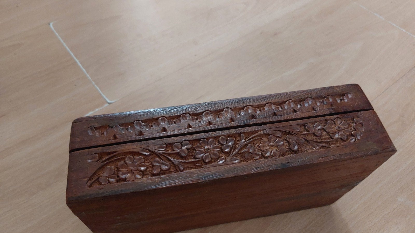 te koop houtsnijwerk doosje 23 x 12,5 cm, Ophalen of Verzenden