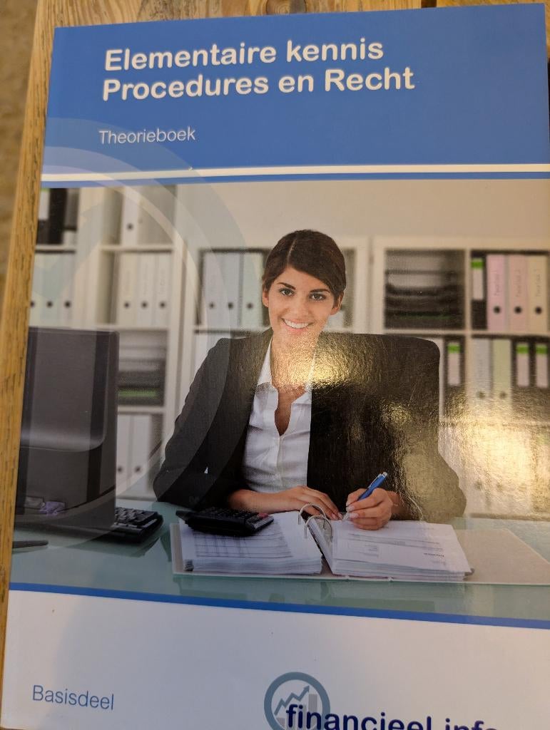 Elementaire kennis procedures en recht, Ophalen of Verzenden, Zo goed als nieuw, Economie en Marketing