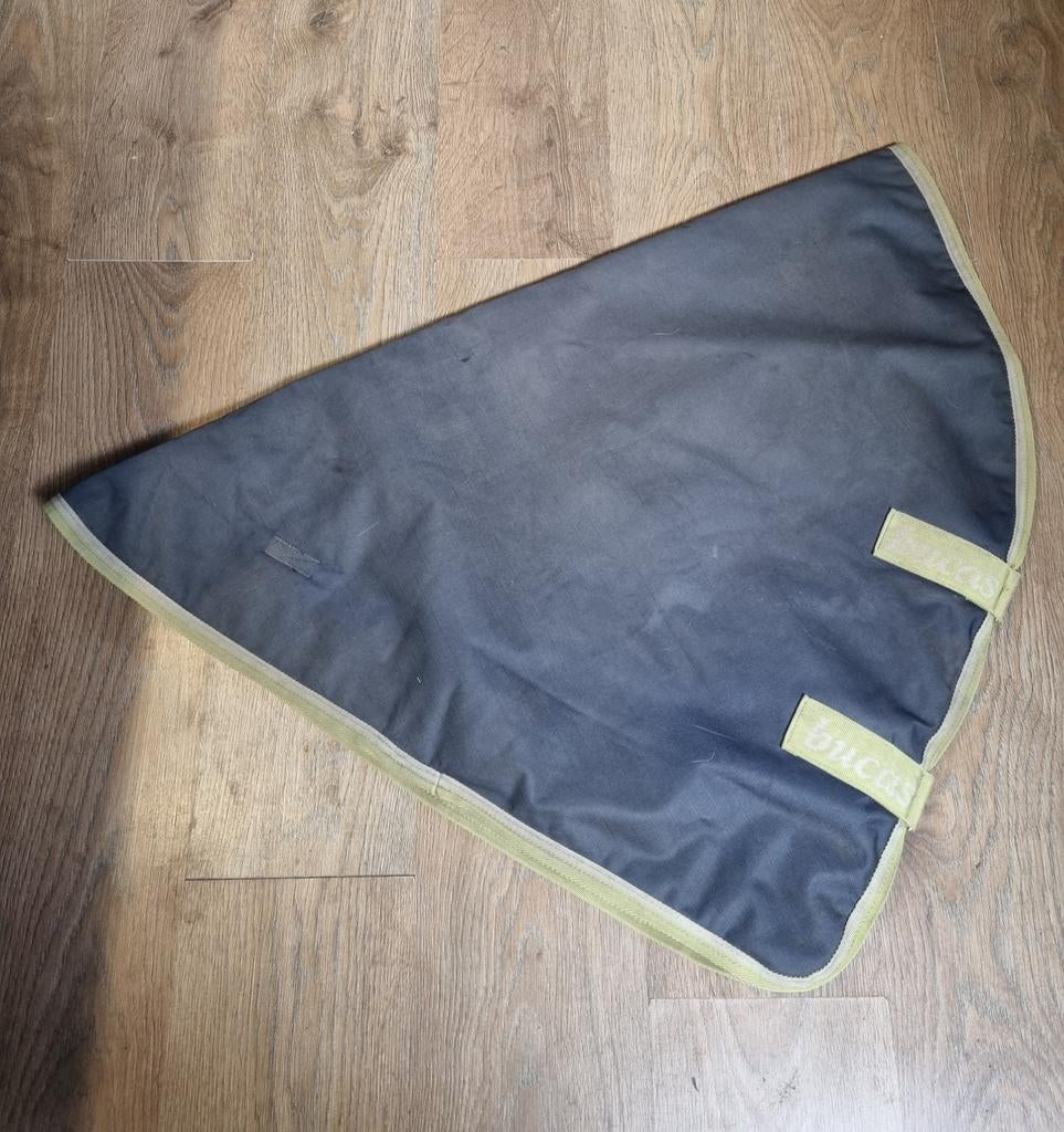 Hals van Bucas Oasis turnout 100 gram, Dieren en Toebehoren, Paarden en Pony's | Dekens en Dekjes, Ophalen of Verzenden