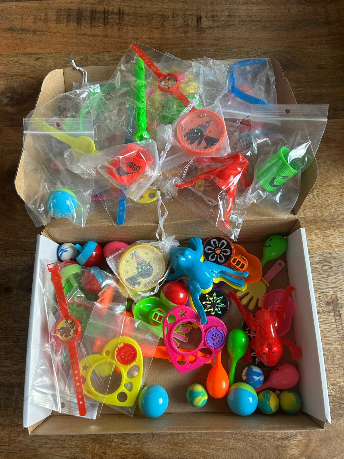 70 stuks speelgoed uit verrassingseieren/grabbelton, Kinderen en Baby's, Speelgoed | Overig, Ophalen, Nieuw, Jongen of Meisje