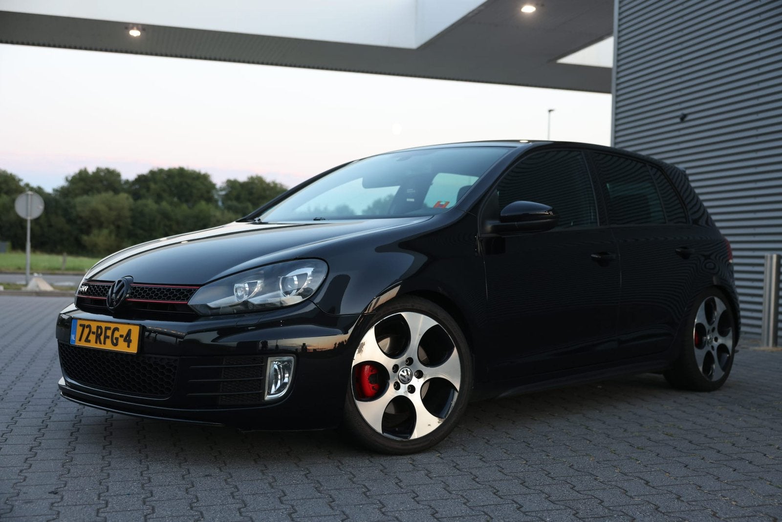 Volkswagen Golf 2.0 GTI 155KW DSG 2011 Zwart, Auto's, Euro 5, Zwart, 4 cilinders, Zwart