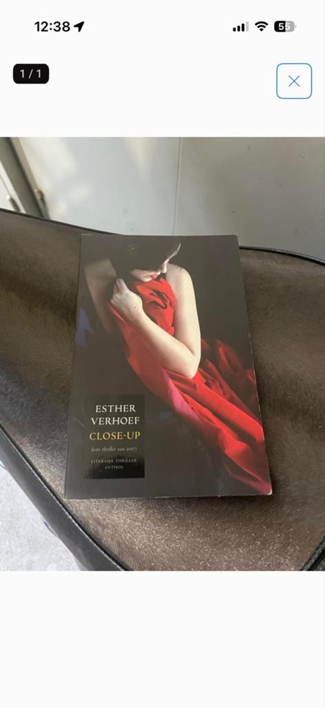 Close-Up - Esther Verhoef (Literaire thriller), Ophalen of Verzenden, Zo goed als nieuw, Nederland