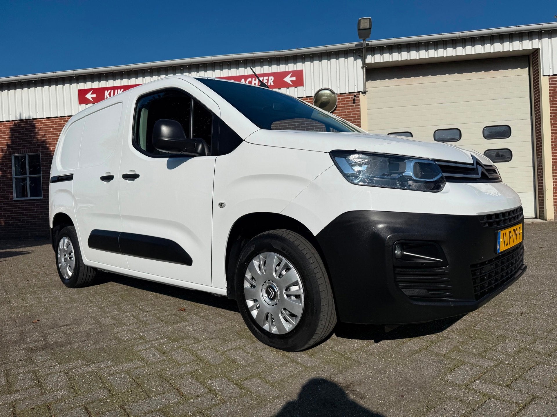 Citroen Berlingo 1.5 BlueHDI Club navi cruise airco euro 6, Voorwielaandrijving, Gebruikt, 4 cilinders, Citroën