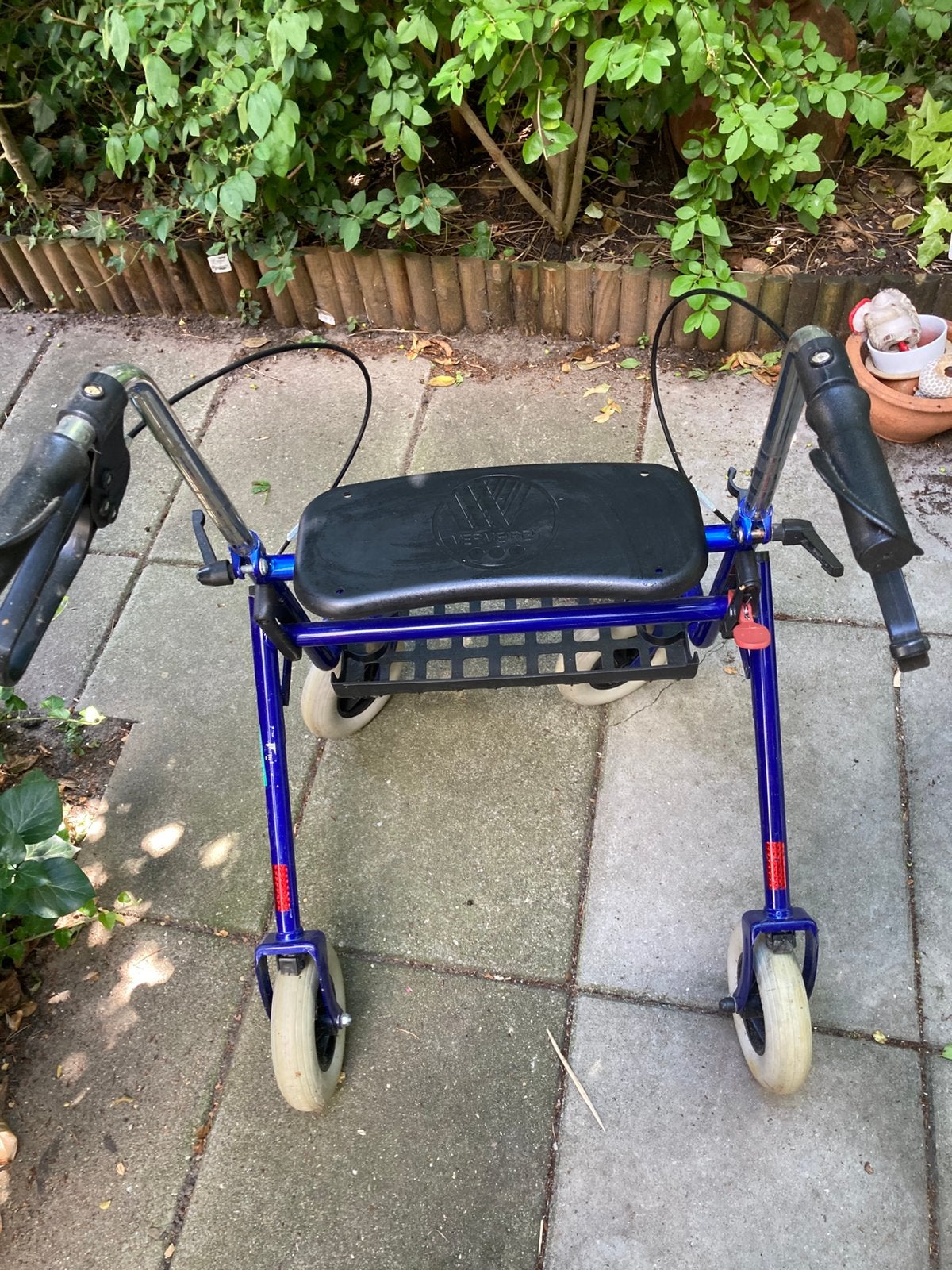 Vermeiren rolllator erg stabiel zwenkwielen 4, Ophalen, Opvouwbaar, Gebruikt