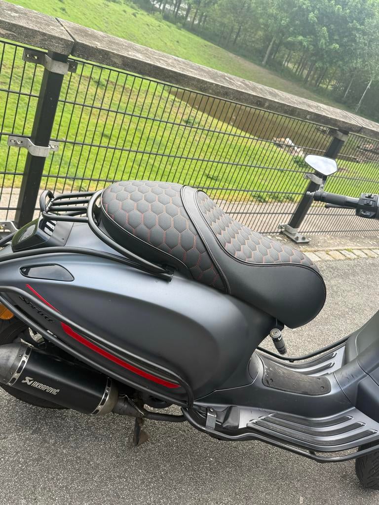 Vespa Sprint 2024 (wok), Fietsen en Brommers, Scooters | Vespa, Ophalen, Overige modellen, Maximaal 45 km/u, Zo goed als nieuw