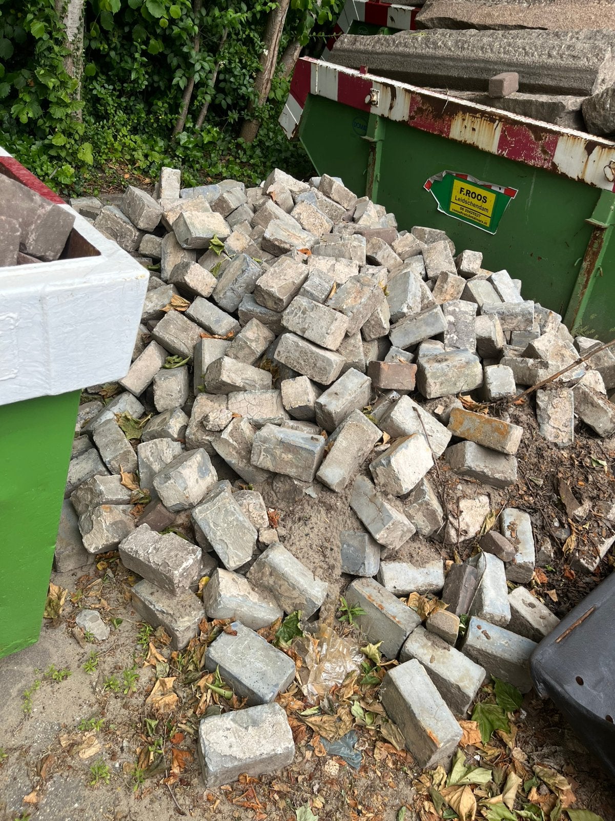 Scoria bricks, Ophalen, Zo goed als nieuw