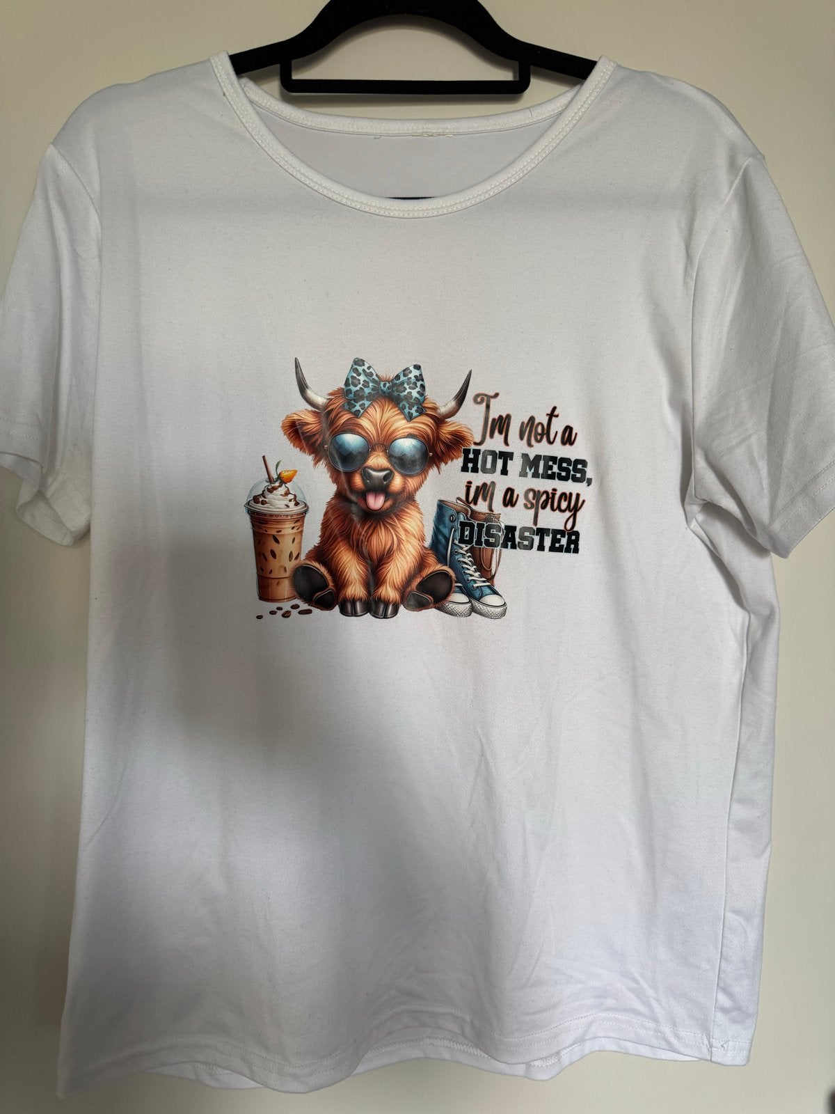 Wit T-shirt met Schotse Hooglander print, Kleding | Dames, T-shirts, Wit, Zo goed als nieuw, Korte mouw, Ophalen