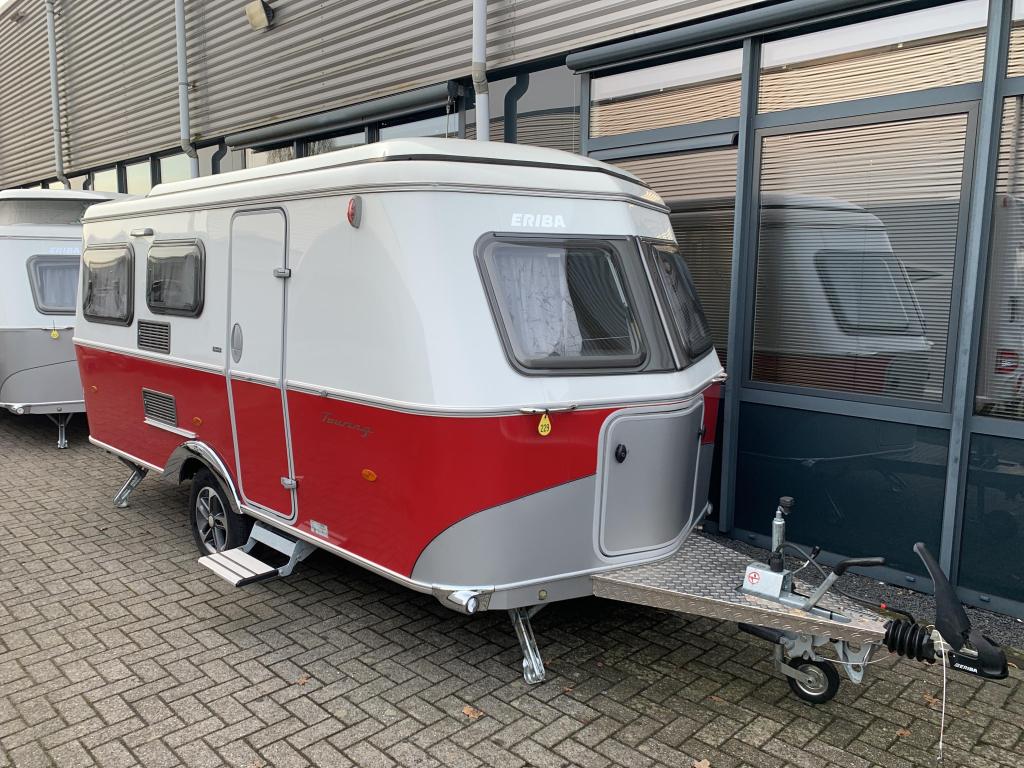 Eriba Touring 530 Tango Red Editie, Caravans en Kamperen, Caravans, Standaardzit, Bedrijf, 4 tot 5 meter, Eriba