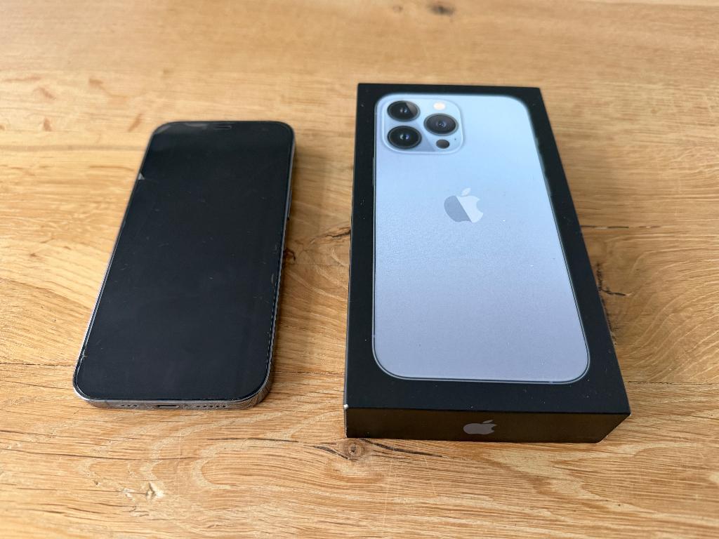Iphone 13 Pro 512 gb Blauw compleet met doos en toebehoren!, Telecommunicatie, Mobiele telefoons | Apple iPhone, Ophalen, 512 GB