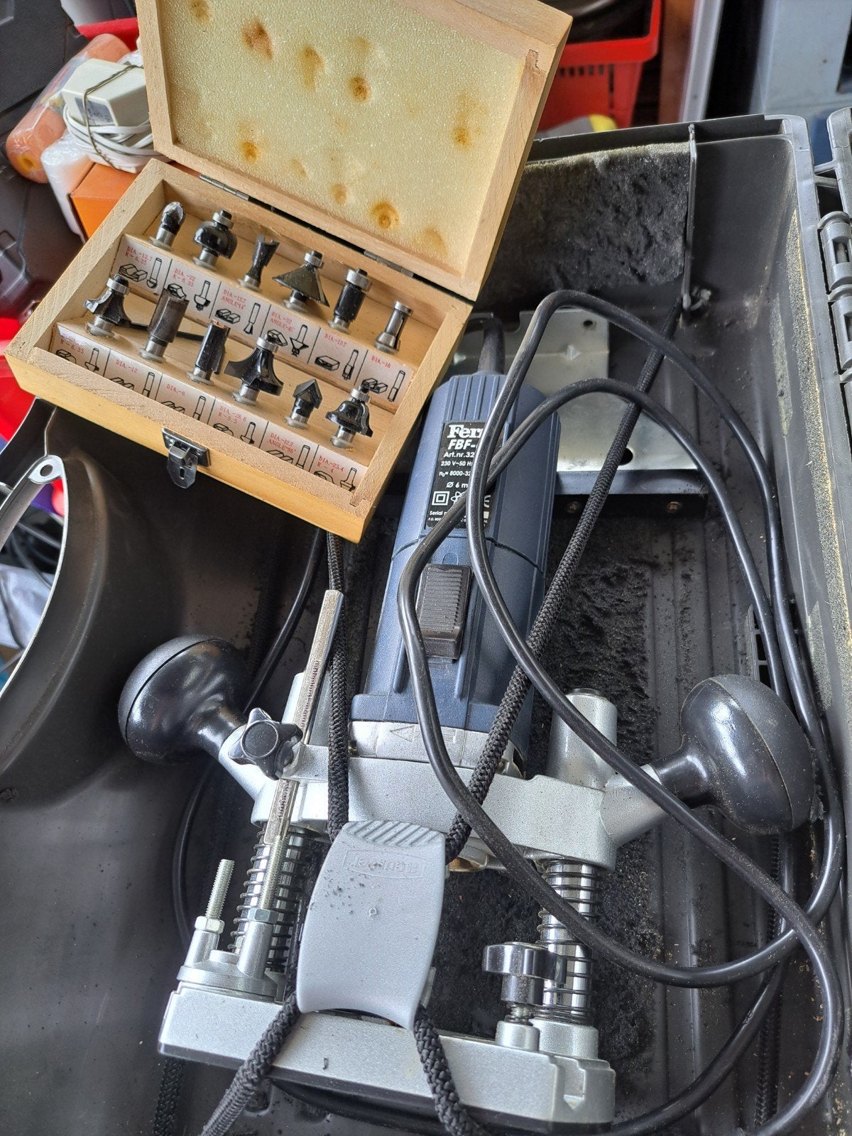 Te koop bovenvrees, Ophalen of Verzenden, Zo goed als nieuw, Bovenfrees, Black & Decker, Ferm